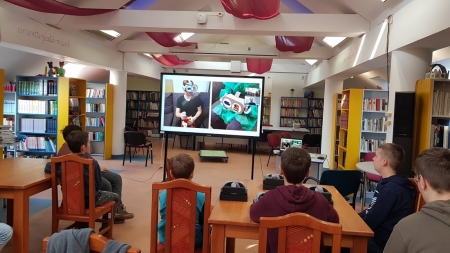 A Vodafone Alapítvány - „Falakon át” jótékonysági akciója